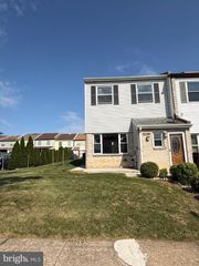 5137 EUSTON CT, Bensalem, PA 19020