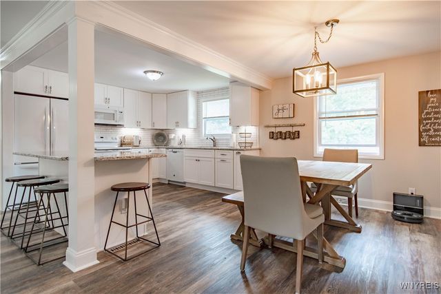 7100 Fieldcrest Drive, Lockport Town, NY 14094