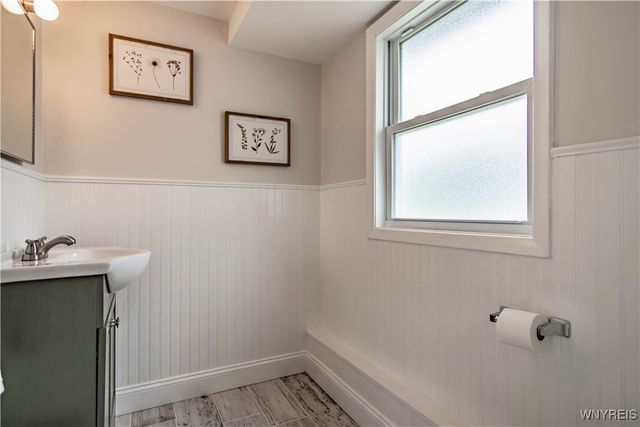 7100 Fieldcrest Drive, Lockport Town, NY 14094