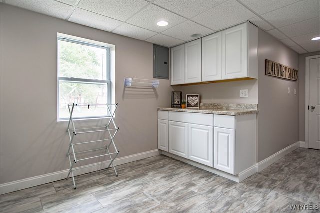 7100 Fieldcrest Drive, Lockport Town, NY 14094