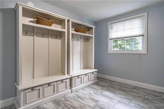 7100 Fieldcrest Drive, Lockport Town, NY 14094