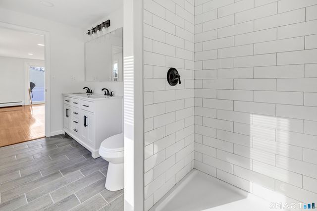 140 Shawmut Avenue, North Haven, CT 06473