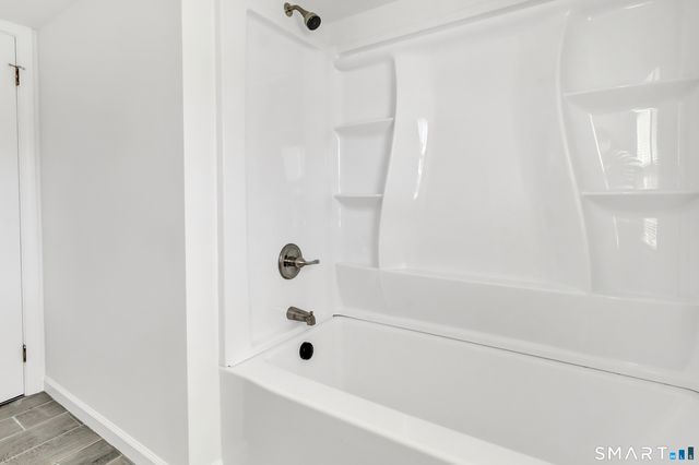 140 Shawmut Avenue, North Haven, CT 06473