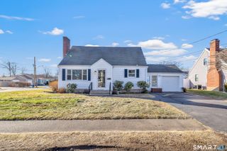 140 Shawmut Avenue, North Haven, CT 06473