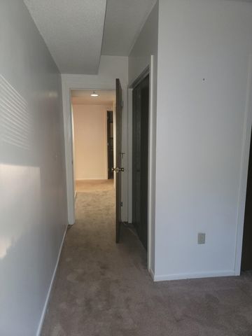 117 Cluff Crossing Rd Apt 7, Salem, NH 03079