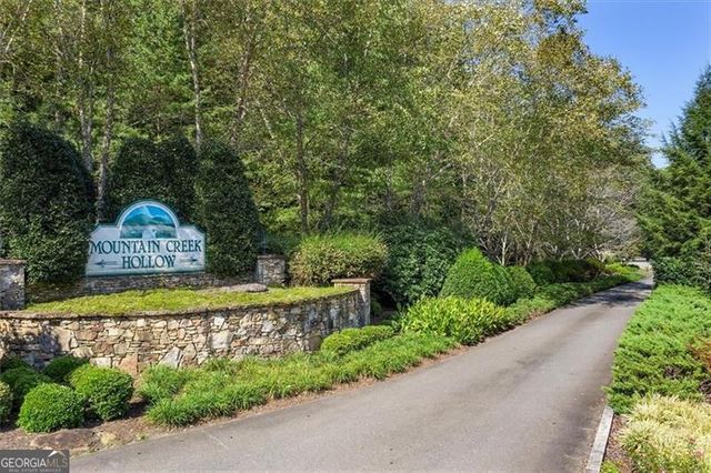 72 MOUNTAIN CREEK HOLLOW, Talking Rock, GA 30175