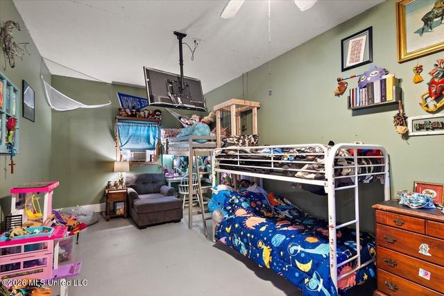 15 Ashland Avenue, Brandon, MS 39047