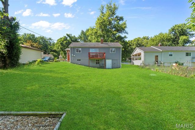 9123 Summit Drive, Fairview Heights, IL 62208