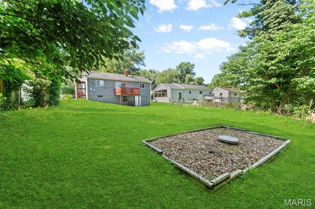 9123 Summit Drive, Fairview Heights, IL 62208