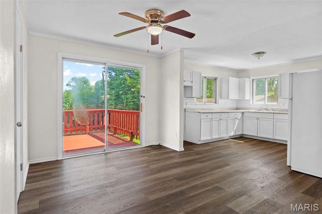 9123 Summit Drive, Fairview Heights, IL 62208