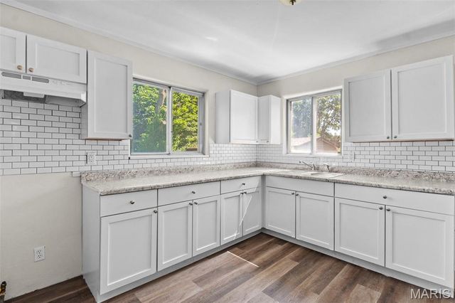 9123 Summit Drive, Fairview Heights, IL 62208