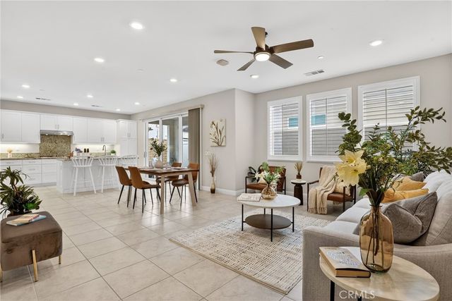 20506 Galloway Drive, Saugus, CA 91350