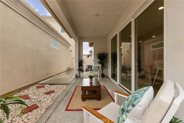 20506 Galloway Drive, Saugus, CA 91350