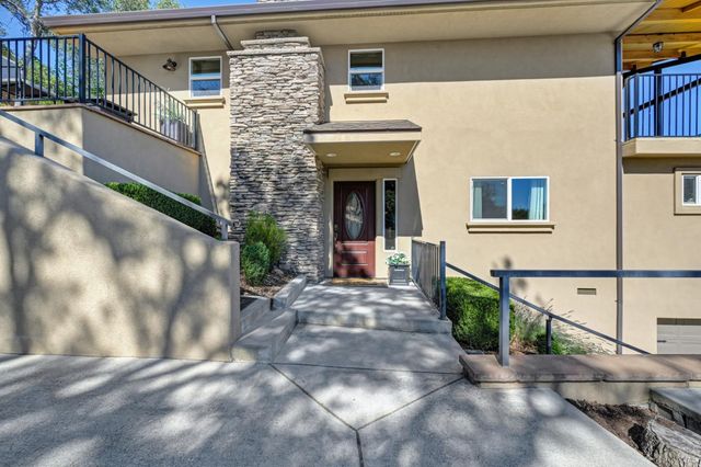 5249 Abbott Rd, Penryn, CA 95663