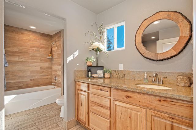 5249 Abbott Rd, Penryn, CA 95663