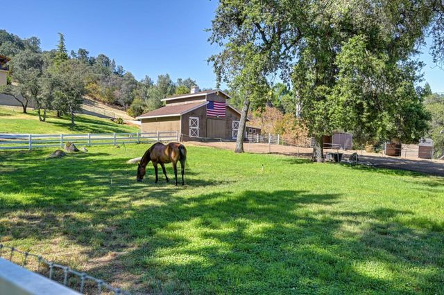 5249 Abbott Rd, Penryn, CA 95663