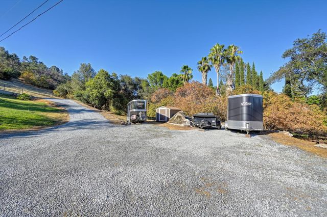 5249 Abbott Rd, Penryn, CA 95663