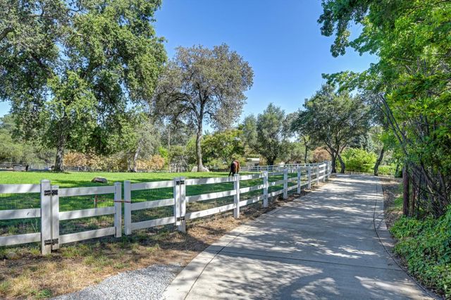 5249 Abbott Rd, Penryn, CA 95663