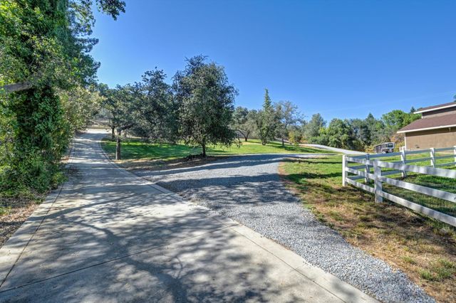 5249 Abbott Rd, Penryn, CA 95663