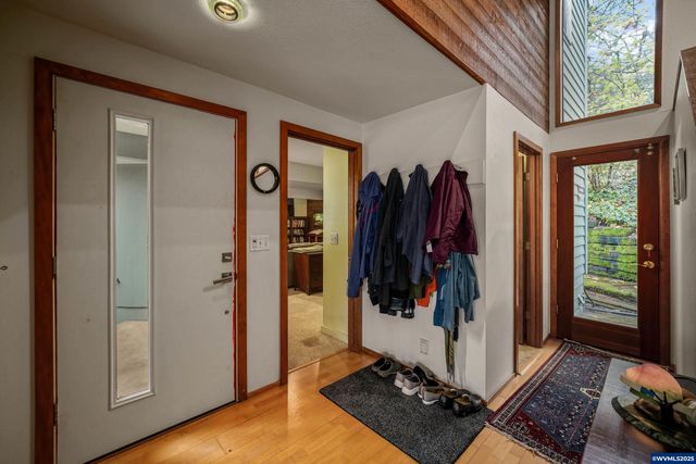 1140 Chandler Dr S, Salem, OR 97302