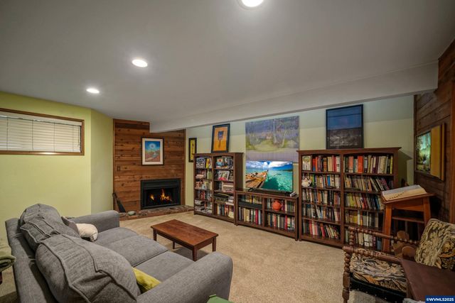 1140 Chandler Dr S, Salem, OR 97302