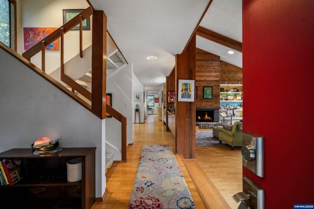 1140 Chandler Dr S, Salem, OR 97302