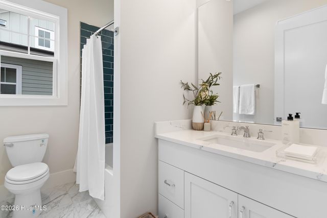 3852 Reserve Club Drive, Southport, NC 28461