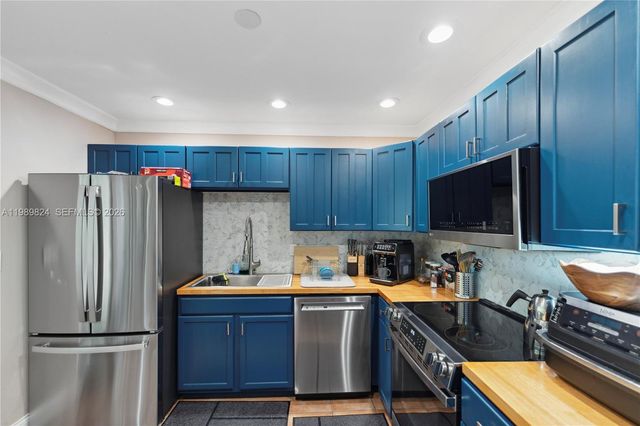 1111 SW 5th Street, Boca Raton, FL 33486