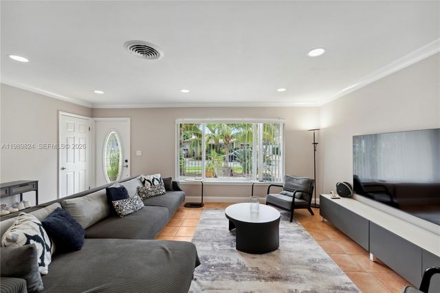 1111 SW 5th Street, Boca Raton, FL 33486