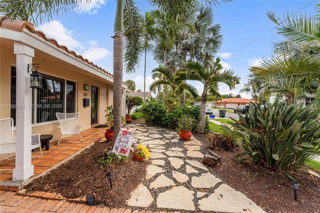 1111 SW 5th Street, Boca Raton, FL 33486