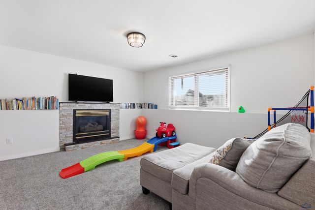 920 SYCAMORE, Rapid City, SD 57701