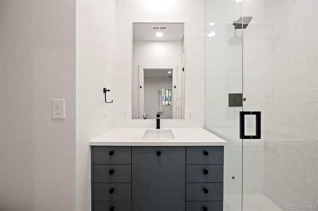 290 Madison Street "L", Denver, CO 80206