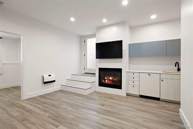 290 Madison Street "L", Denver, CO 80206