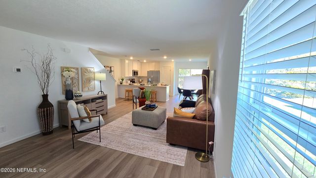 6819 LAKE MIST Lane, Jacksonville, FL 32210