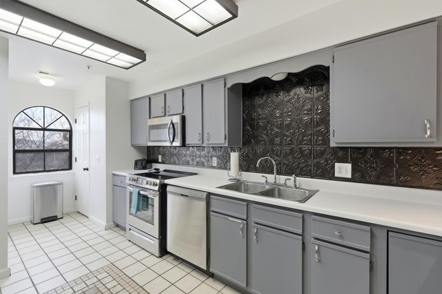 350 S Wildwood Drive 25, Branson, MO 65616