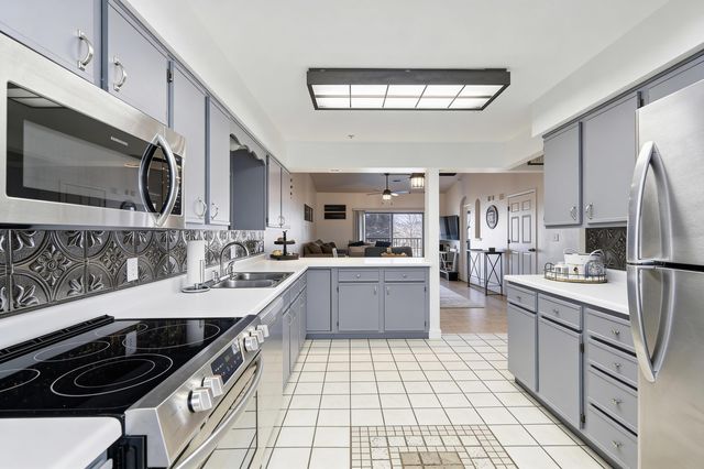 350 S Wildwood Drive 25, Branson, MO 65616