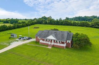 2110 Almyra Rd, Sparta, TN 38583