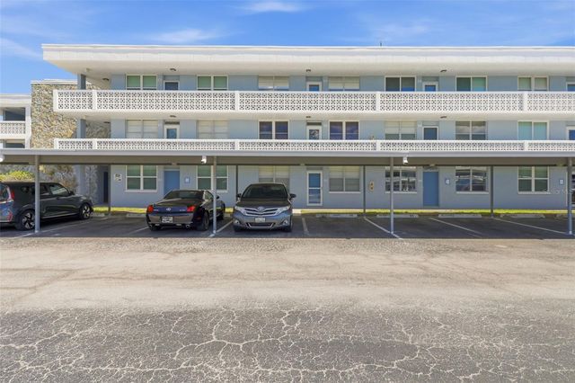 4895 BAY STREET NE 110, St Petersburg, FL 33703