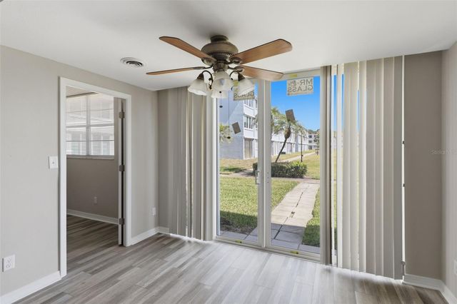 4895 BAY STREET NE 110, St Petersburg, FL 33703