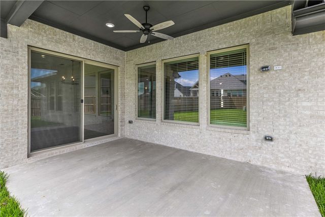 3565 Chantilly Path, Bryan, TX 77808