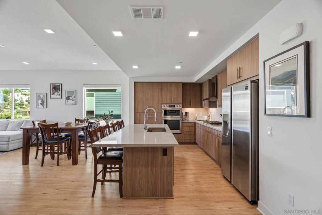 2450 Community Ln 14, San Diego, CA 92108 — photo 3
