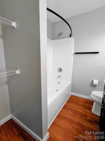 3400 New Hampshire Drive, Charlotte, NC 28227