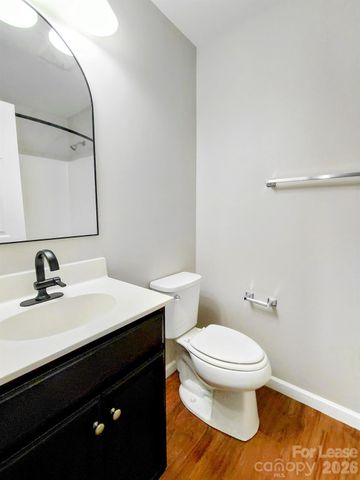 3400 New Hampshire Drive, Charlotte, NC 28227
