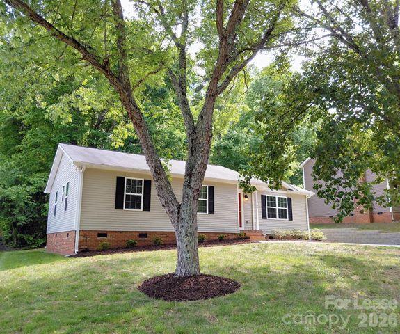 3400 New Hampshire Drive, Charlotte, NC 28227