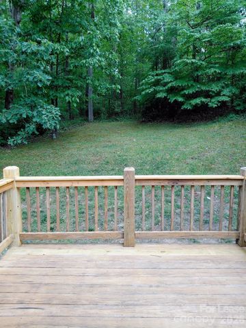 3400 New Hampshire Drive, Charlotte, NC 28227