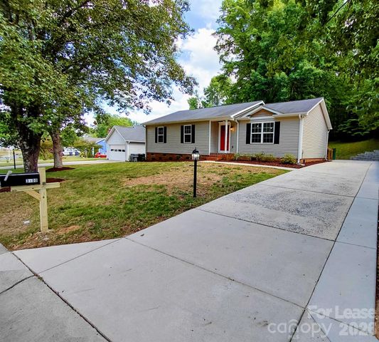 3400 New Hampshire Drive, Charlotte, NC 28227