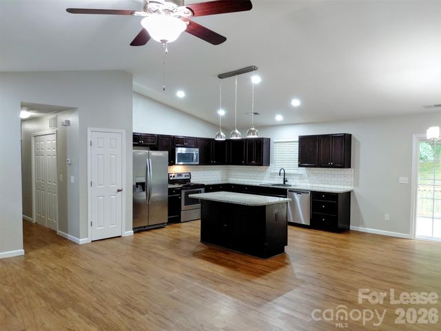 3400 New Hampshire Drive, Charlotte, NC 28227