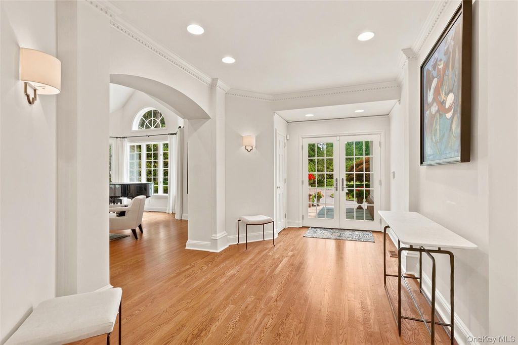 16 Hampton Road, Purchase, NY 10577 — photo 2