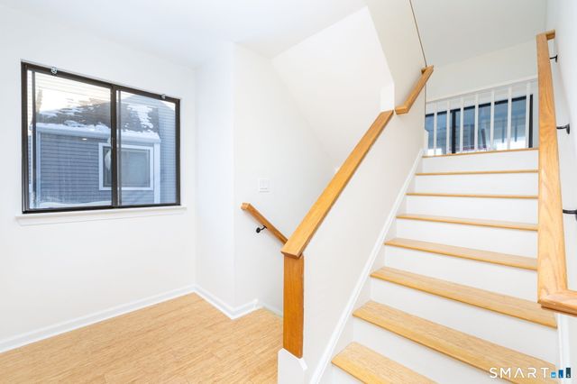 78 Crossroads Lane 78, Glastonbury, CT 06033