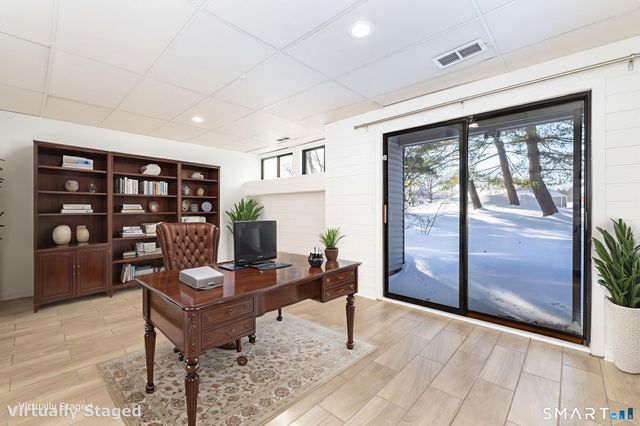 78 Crossroads Lane 78, Glastonbury, CT 06033